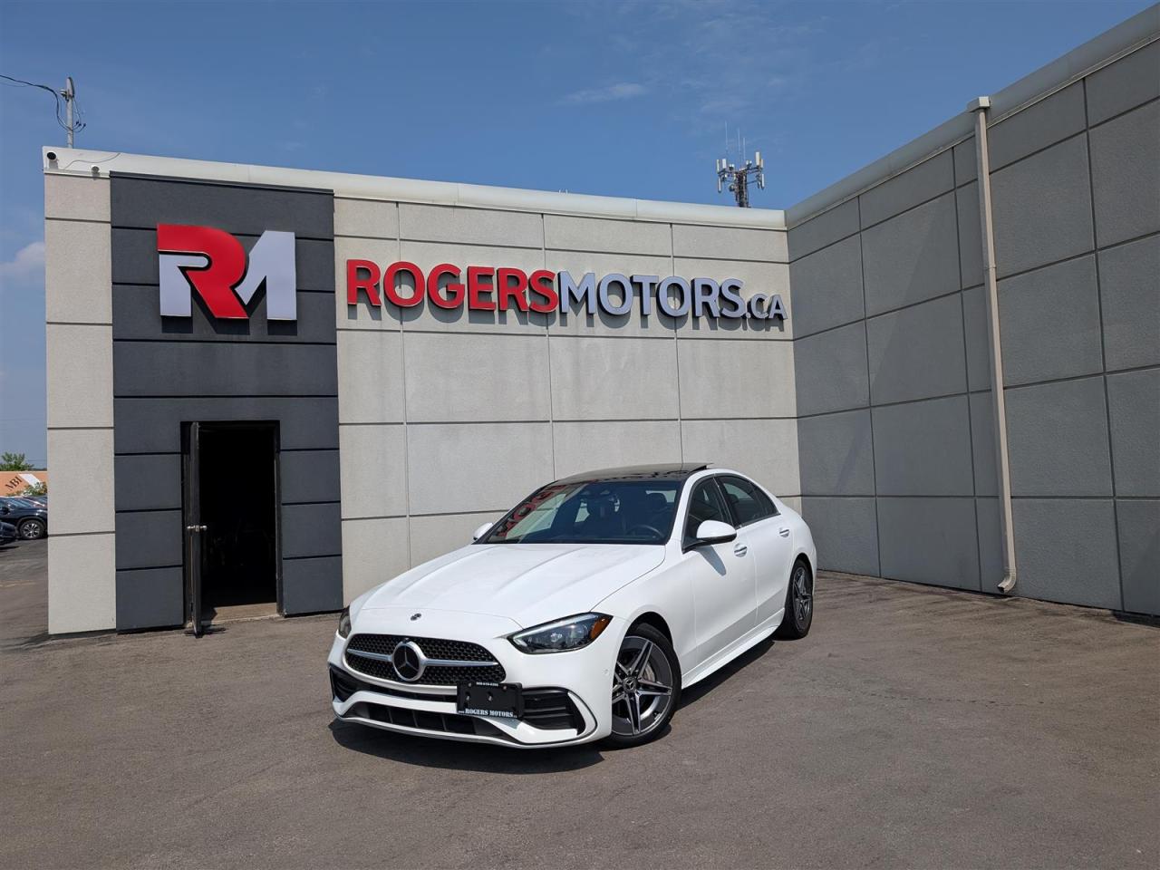 2023 Mercedes-Benz C 300 4MATIC - NAVI - PANO ROOF - 360 CAM - TECH FEATURES