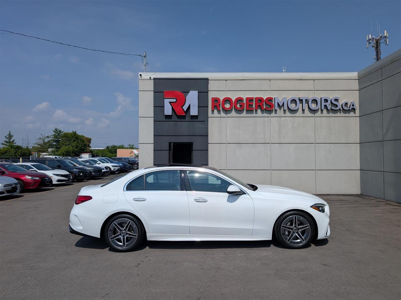 2023 Mercedes-Benz C 300 4MATIC - NAVI - PANO ROOF - 360 CAM - TECH FEATURES