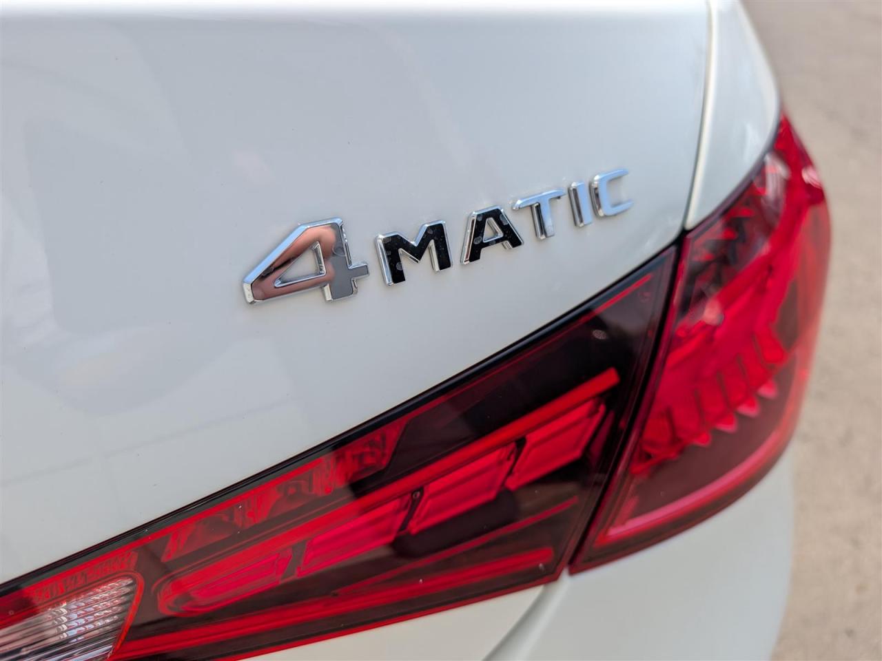 2023 Mercedes-Benz C 300 4MATIC - NAVI - PANO ROOF - 360 CAM - TECH FEATURES