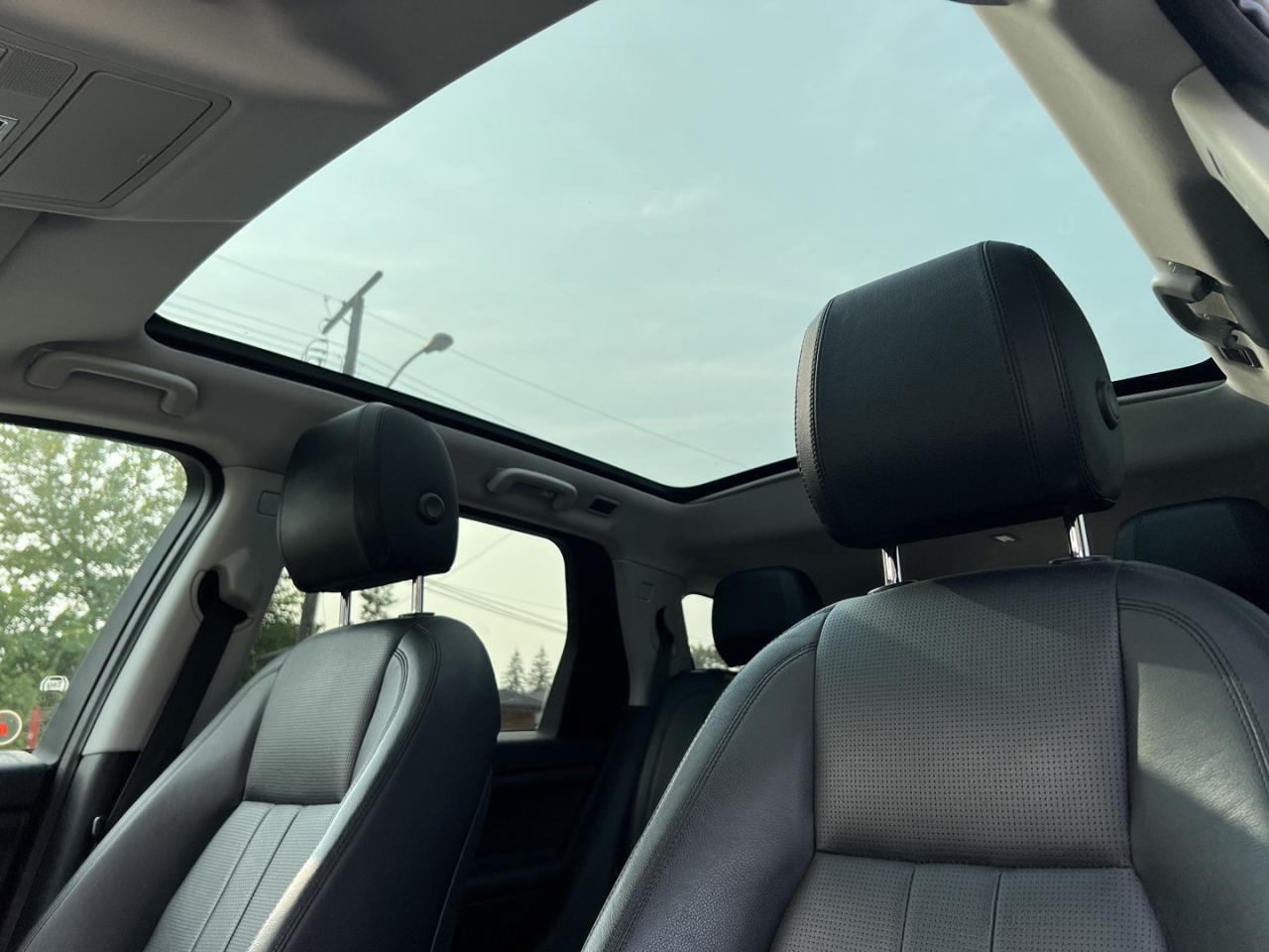 2018 Land Rover Discovery Sport HSE - Photo #26