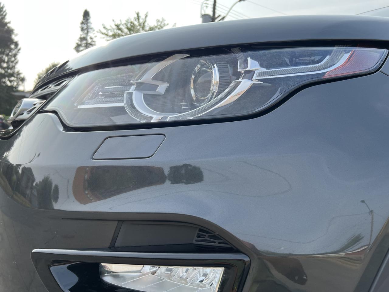 2018 Land Rover Discovery Sport HSE - Photo #28