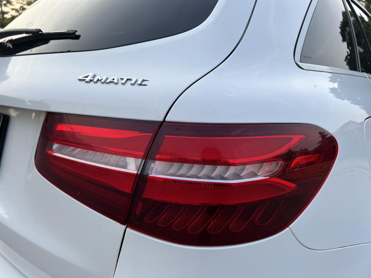 2019 Mercedes-Benz GLC-Class GLC300 4MATIC - Photo #6