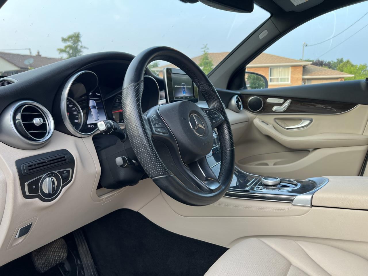2019 Mercedes-Benz GLC-Class GLC300 4MATIC - Photo #14