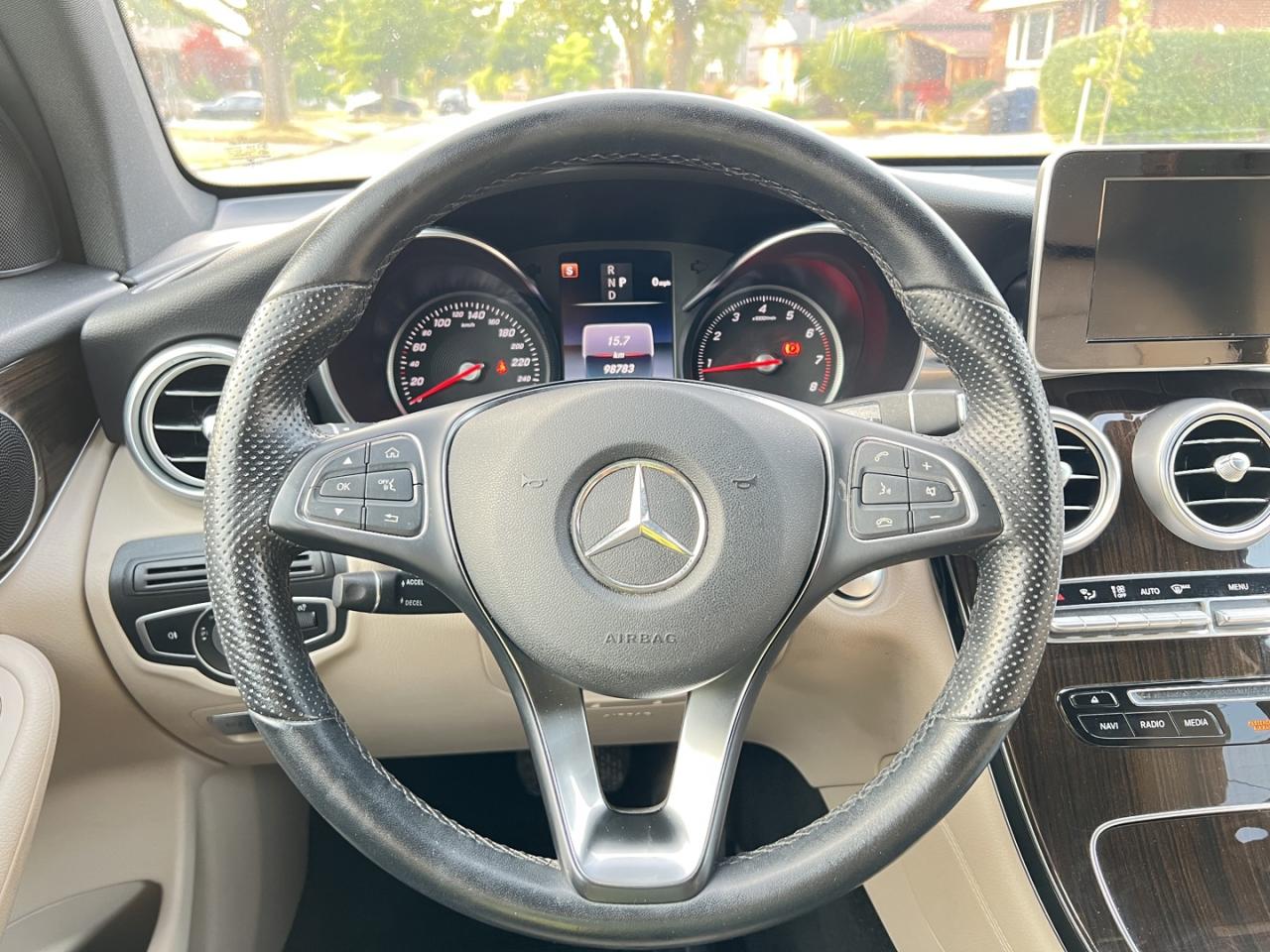 2019 Mercedes-Benz GLC-Class GLC300 4MATIC - Photo #15