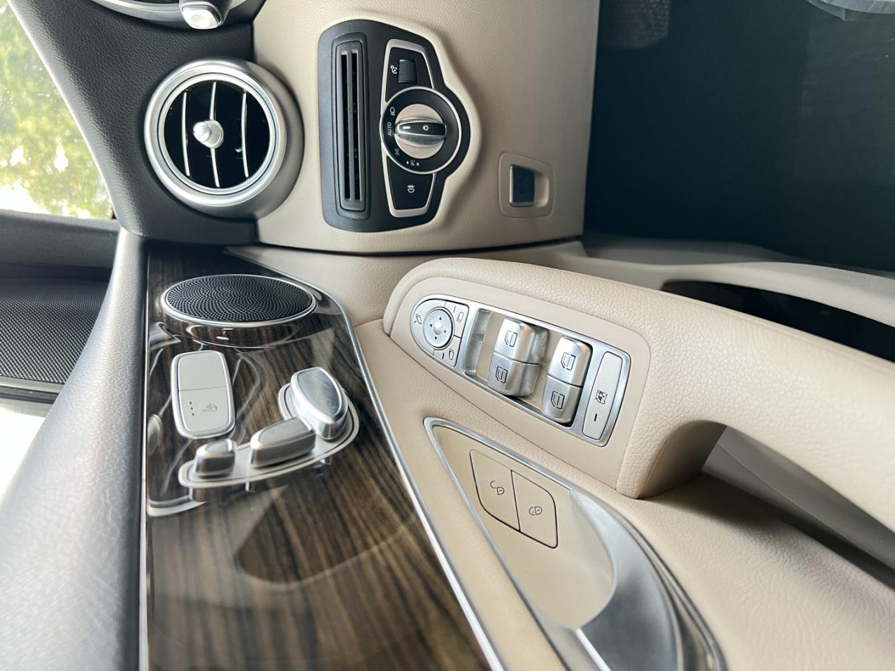 2019 Mercedes-Benz GLC-Class GLC300 4MATIC - Photo #21