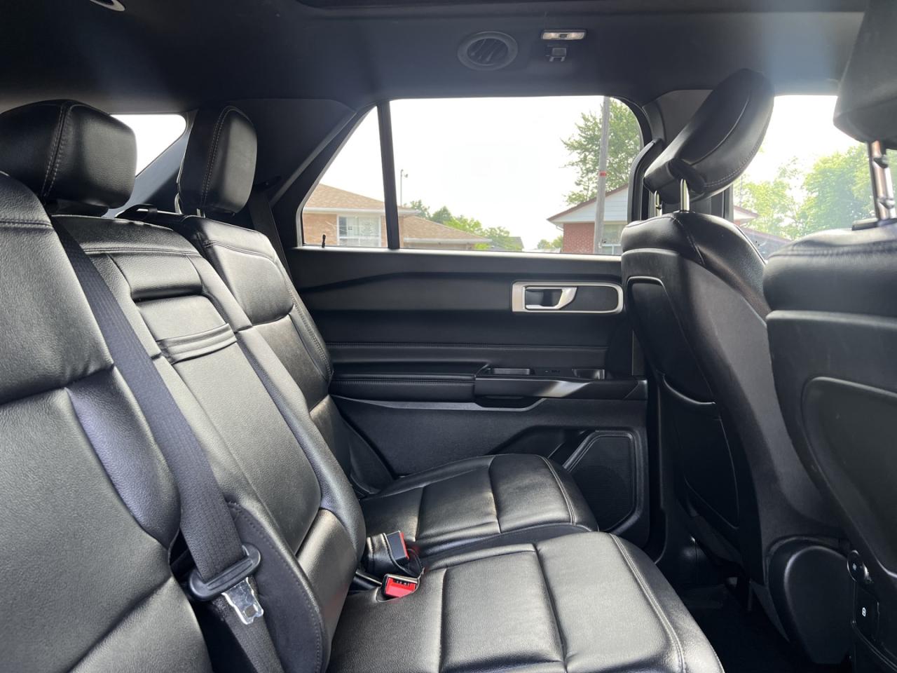 2020 Ford Explorer XLT AWD - Photo #8