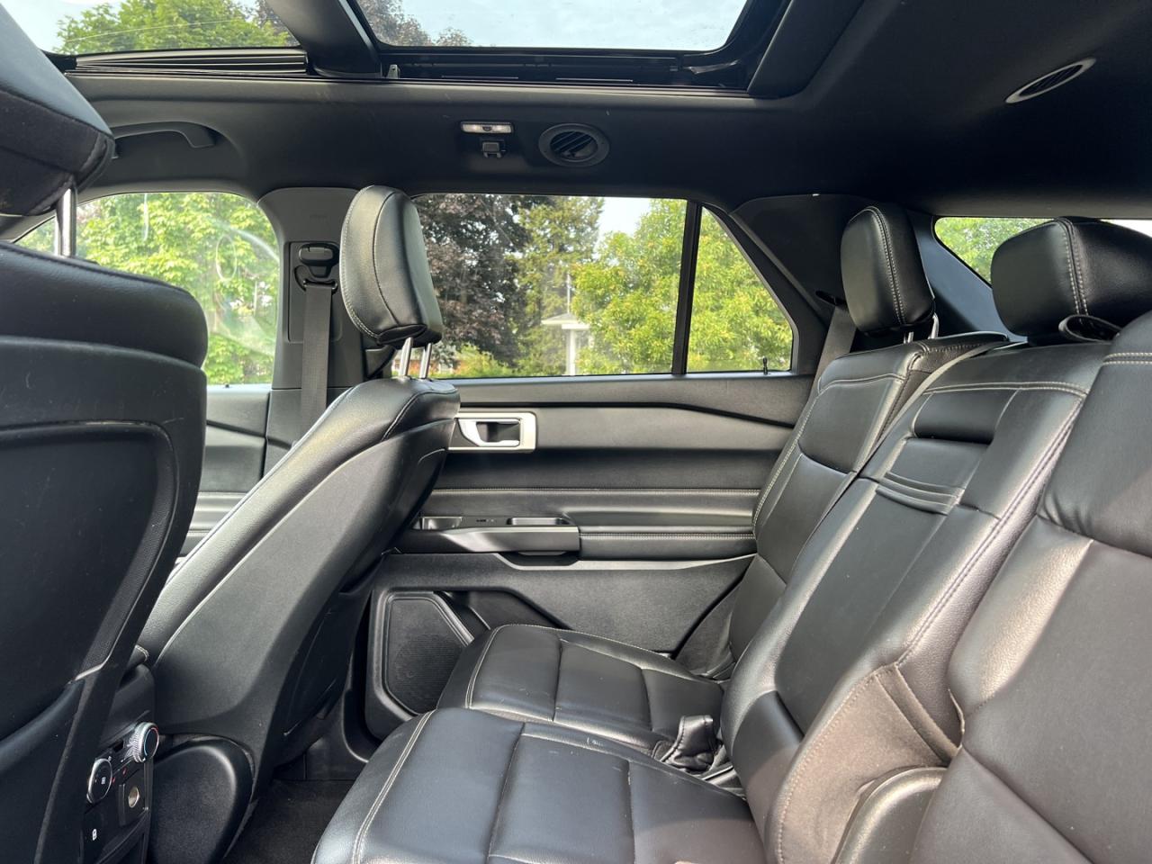 2020 Ford Explorer XLT AWD - Photo #11