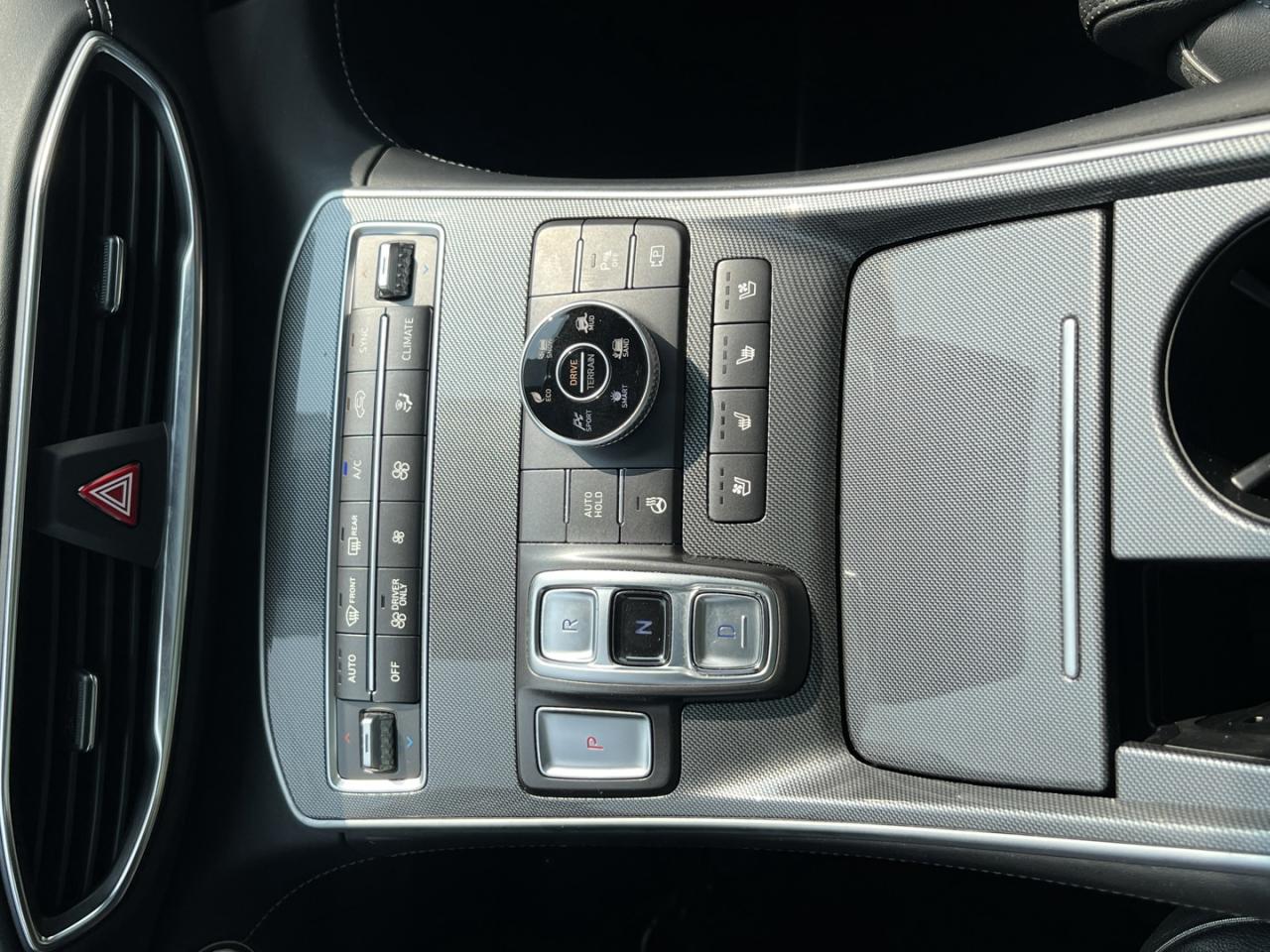 2021 Hyundai Santa Fe HYBRID Luxury - Photo #22