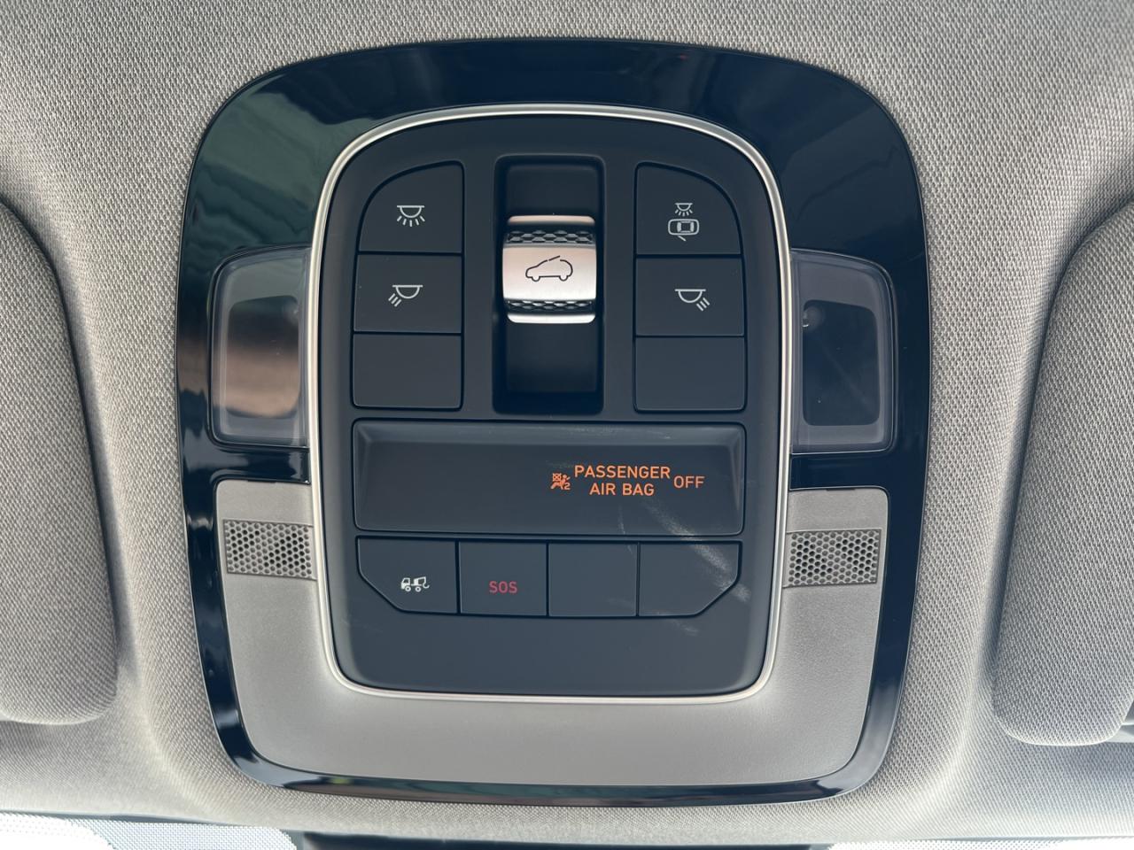 2021 Hyundai Santa Fe HYBRID Luxury - Photo #26