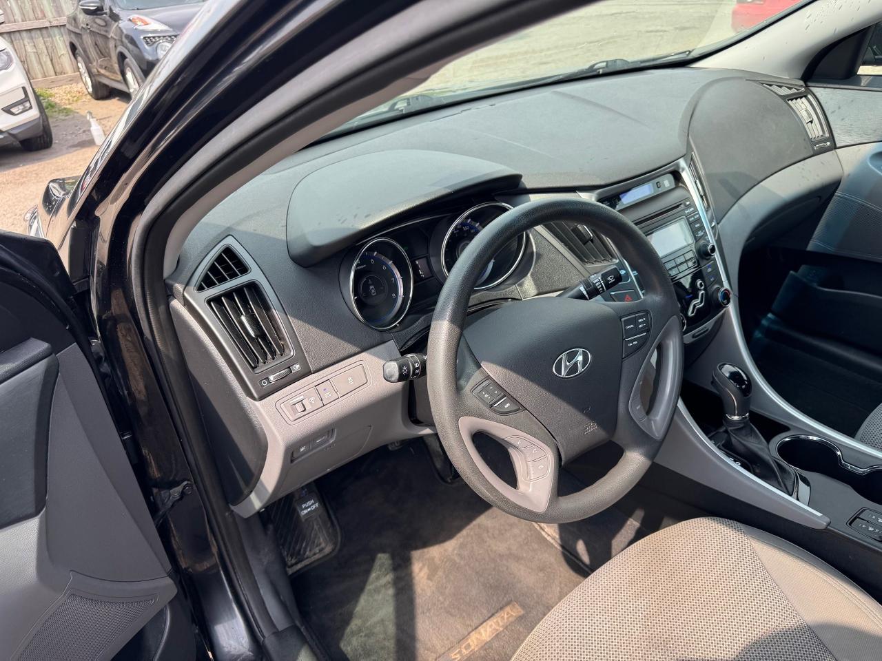2013 Hyundai Sonata GL, SEDAN, AUTO, 4 CYL, ONLY 164KMS, CERTIFIED - Photo #10