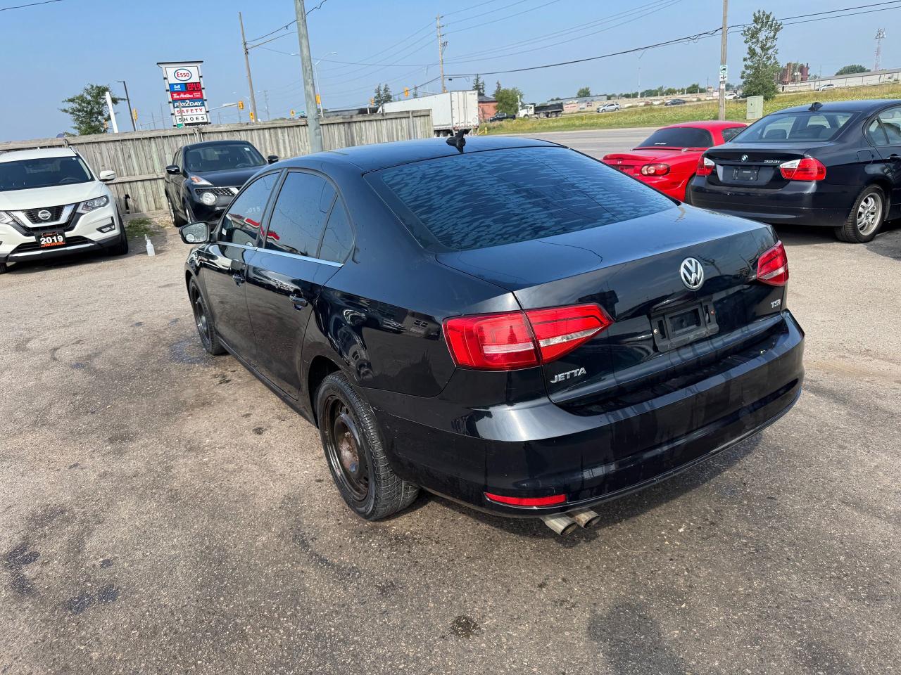 2015 Volkswagen Jetta HIGHLINE, LEATHER, AUTO, LOADED, CERTIFIED - Photo #3