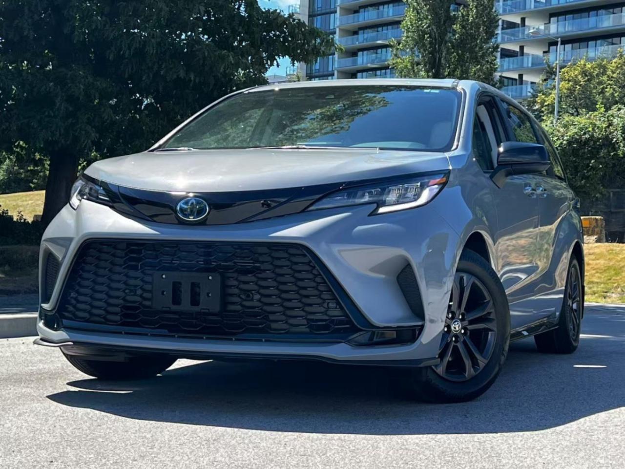 Used 2025 Toyota Sienna XSE AWD/ BRAND NEW for sale in Richmond, BC