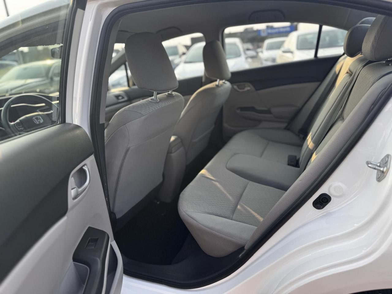 2015 Honda Civic AUTO LOW KM HEATED SEATS BACKUPCAM BLUETOOTH - Photo #10