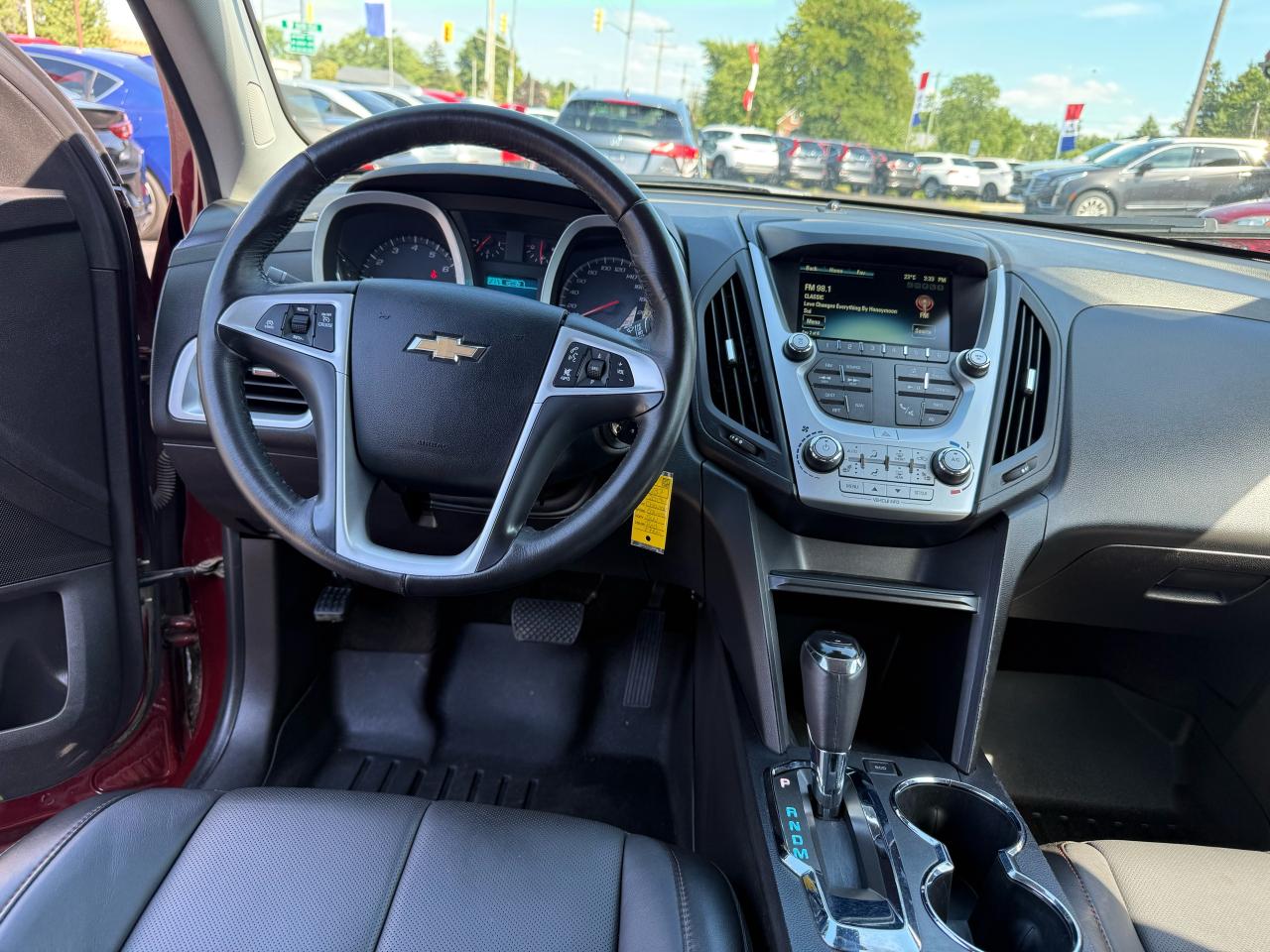 2017 Chevrolet Equinox Premier Photo35