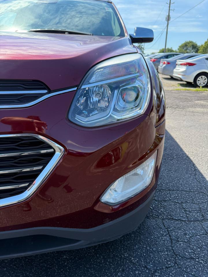 2017 Chevrolet Equinox Premier Photo9