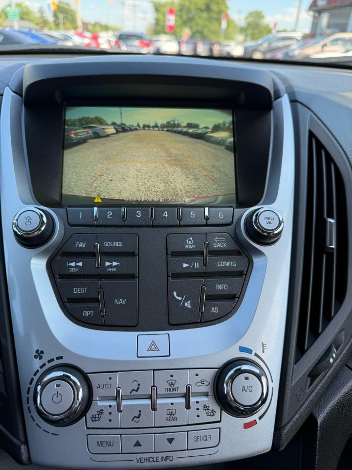 2017 Chevrolet Equinox Premier Photo18