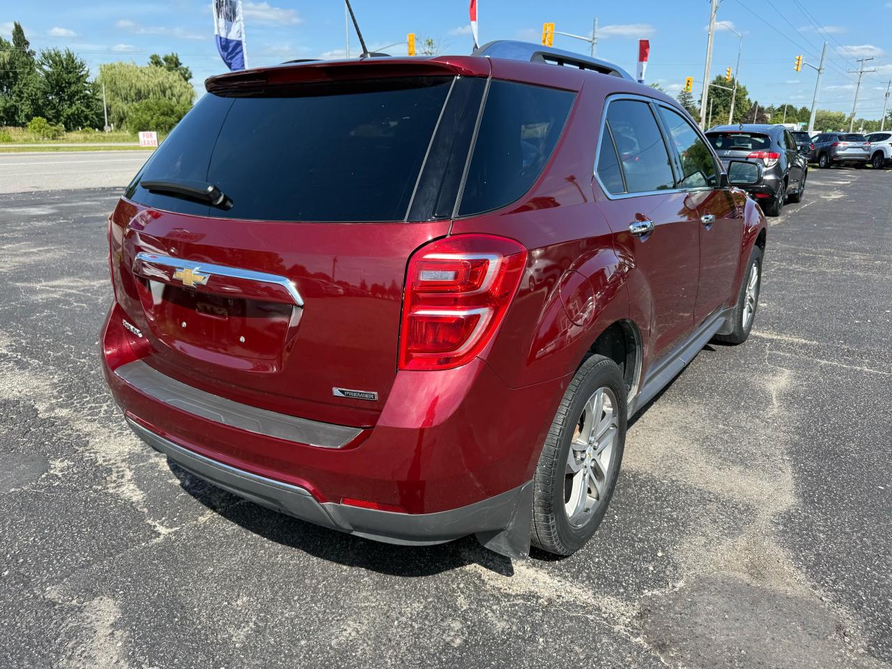 2017 Chevrolet Equinox Premier Photo26