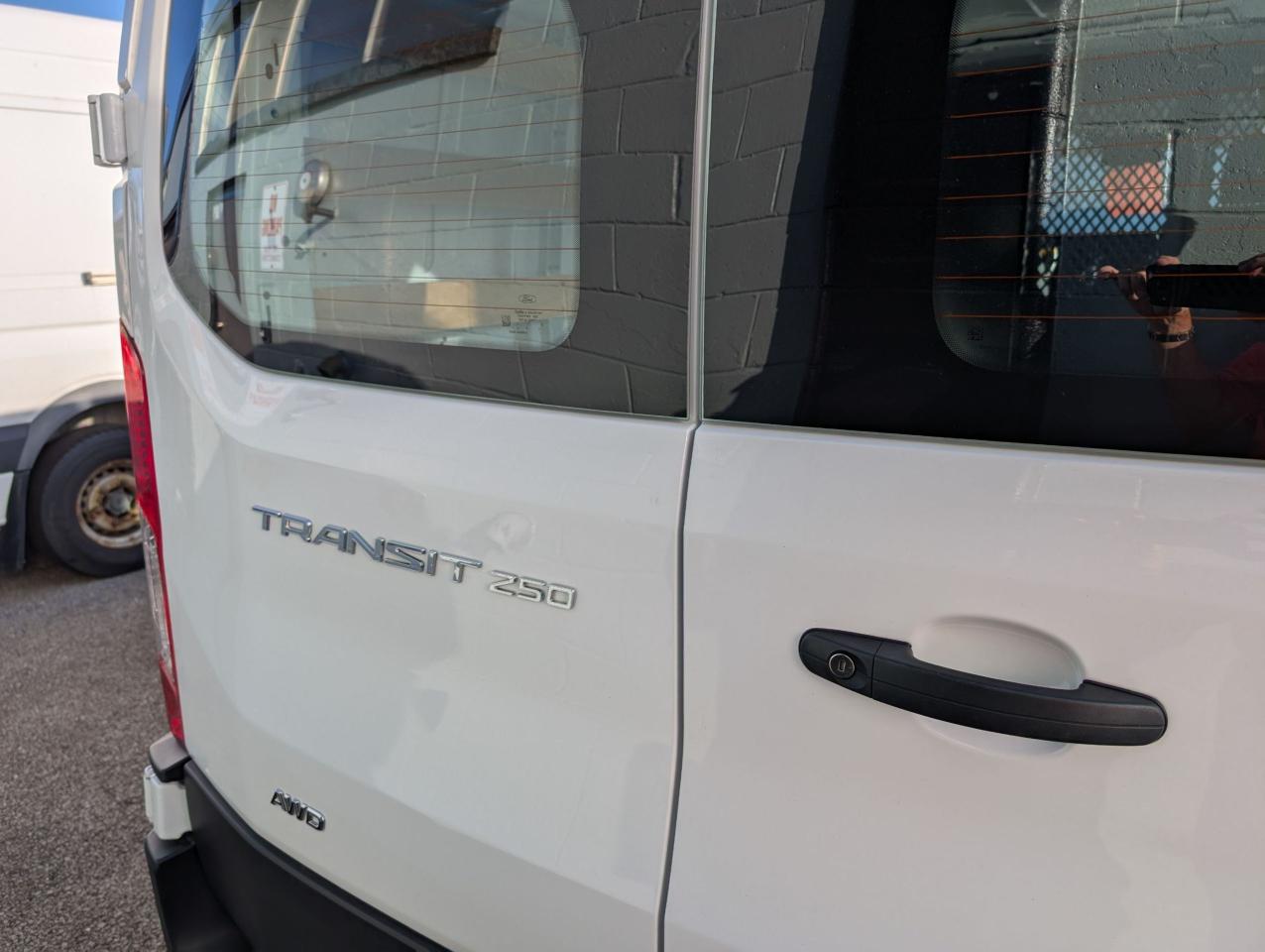 2023 Ford Transit Cargo Van 2500 - Photo #7