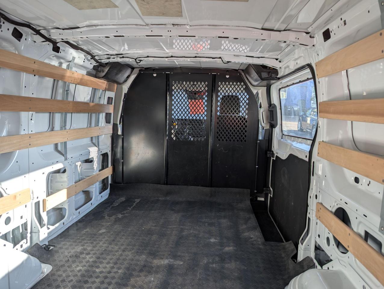 2023 Ford Transit Cargo Van 2500 - Photo #6