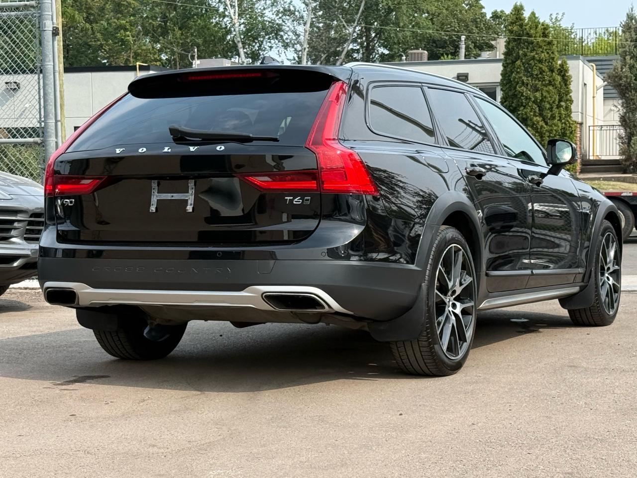 2017 Volvo V90 T6 INSCRIPTION NAVI|SUNROOF|BACKUP - Photo #3