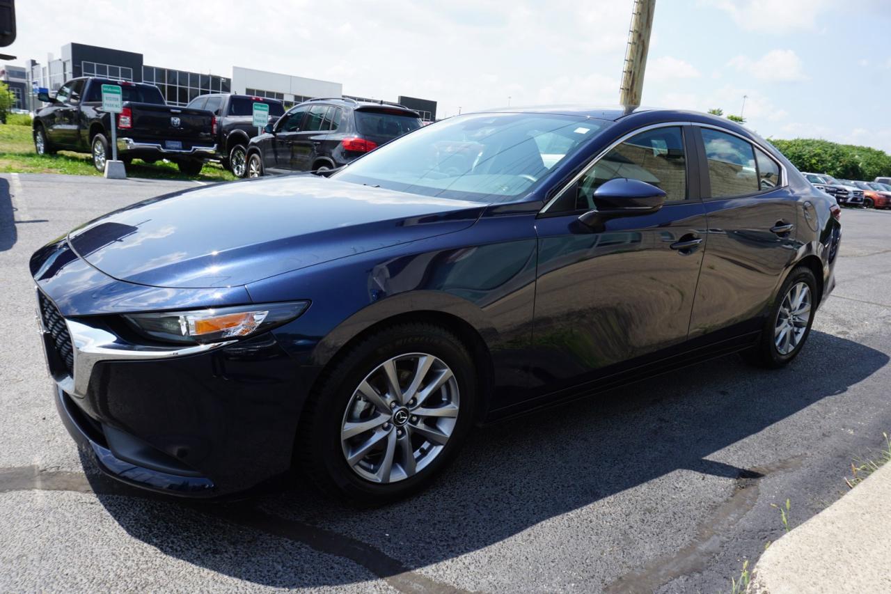 2019 Mazda MAZDA3 2.5L SELECT CERTIFIED *ACCIDENT FREE*MAZDA MAINTAIN* CAMERA BLUETOOTH HEATED SEATS CRUISE ALLOYS - Photo #3
