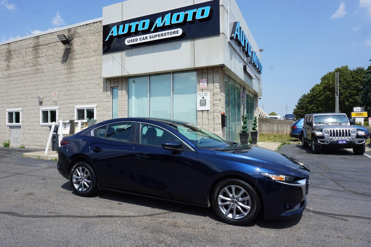 Used 2019 Mazda MAZDA3 2.5L SELECT CERTIFIED *ACCIDENT FREE*MAZDA MAINTAIN* CAMERA BLUETOOTH HEATED SEATS CRUISE ALLOYS for sale in Burlington, ON
