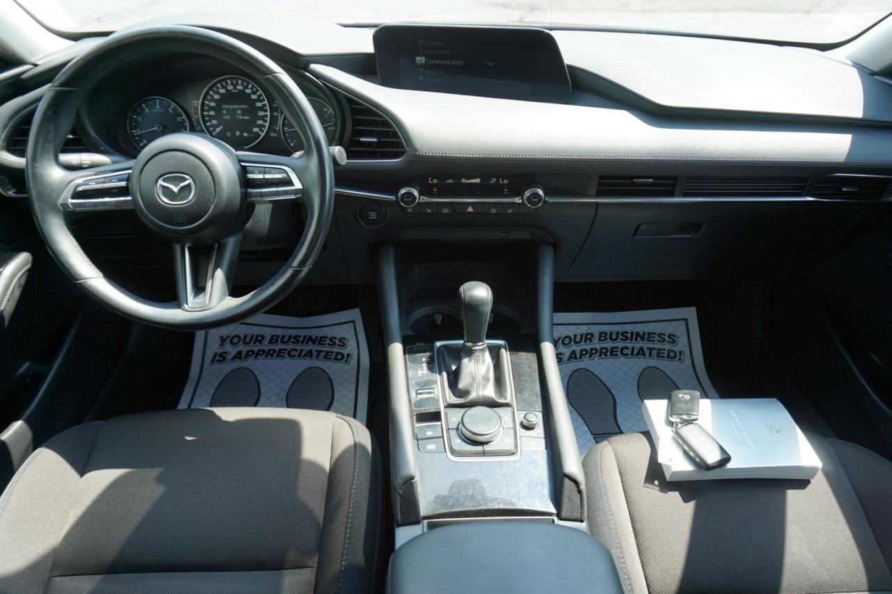 2019 Mazda MAZDA3 2.5L SELECT CERTIFIED *ACCIDENT FREE*MAZDA MAINTAIN* CAMERA BLUETOOTH HEATED SEATS CRUISE ALLOYS - Photo #13