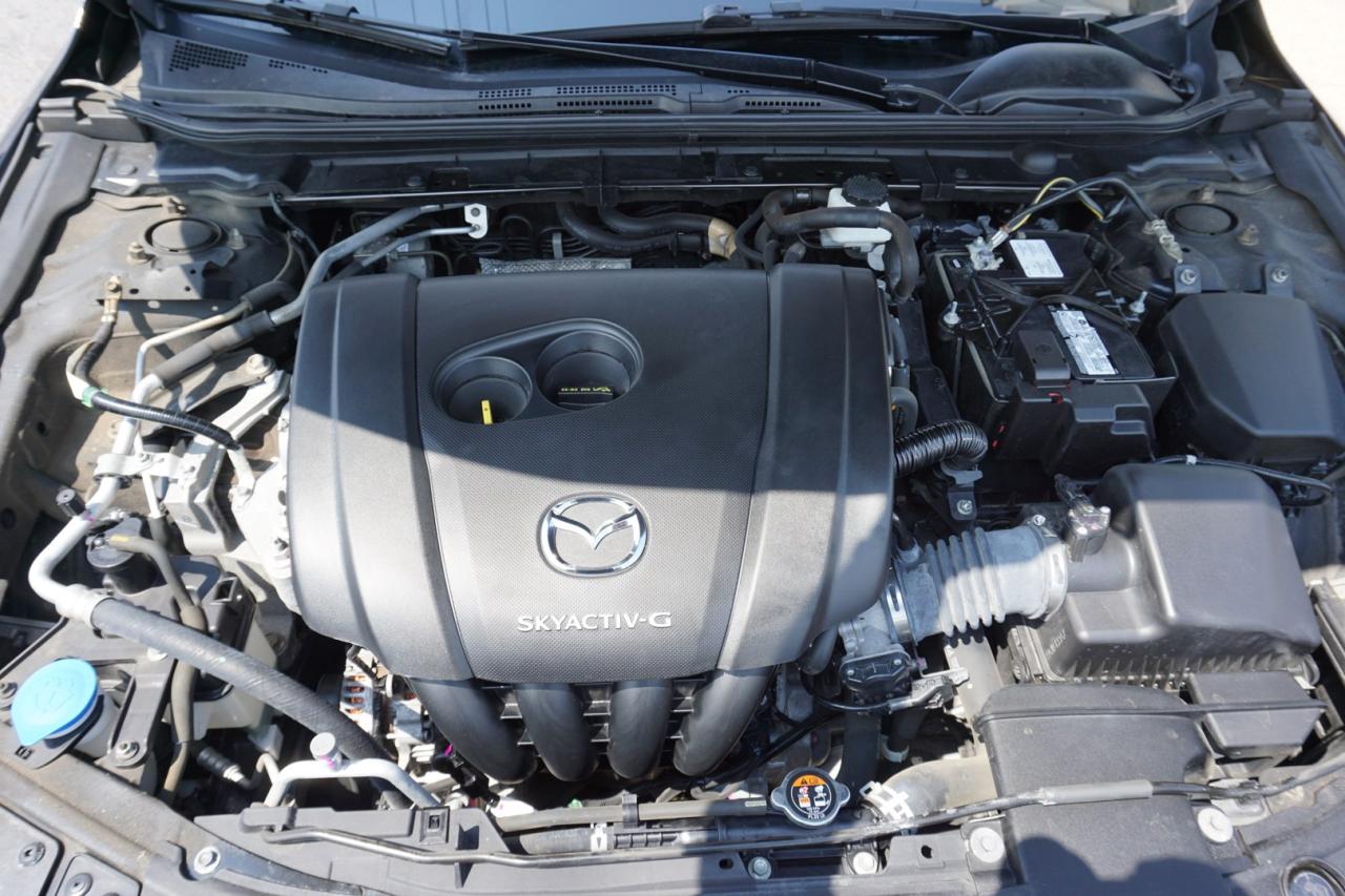 2019 Mazda MAZDA3 2.5L SELECT CERTIFIED *ACCIDENT FREE*MAZDA MAINTAIN* CAMERA BLUETOOTH HEATED SEATS CRUISE ALLOYS - Photo #35