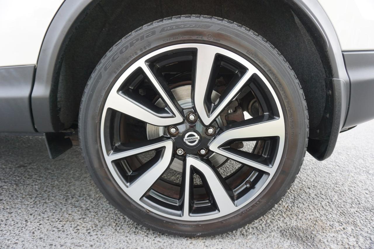 2019 Nissan Qashqai SL AWD CERTIFIED *ACCIDENT FREE*NISAN MAINTAIN* CAMERA NAV BLUETOOTH LEATHER HEATED SEATS SUNROOF CRUISE ALLOYS - Photo #37
