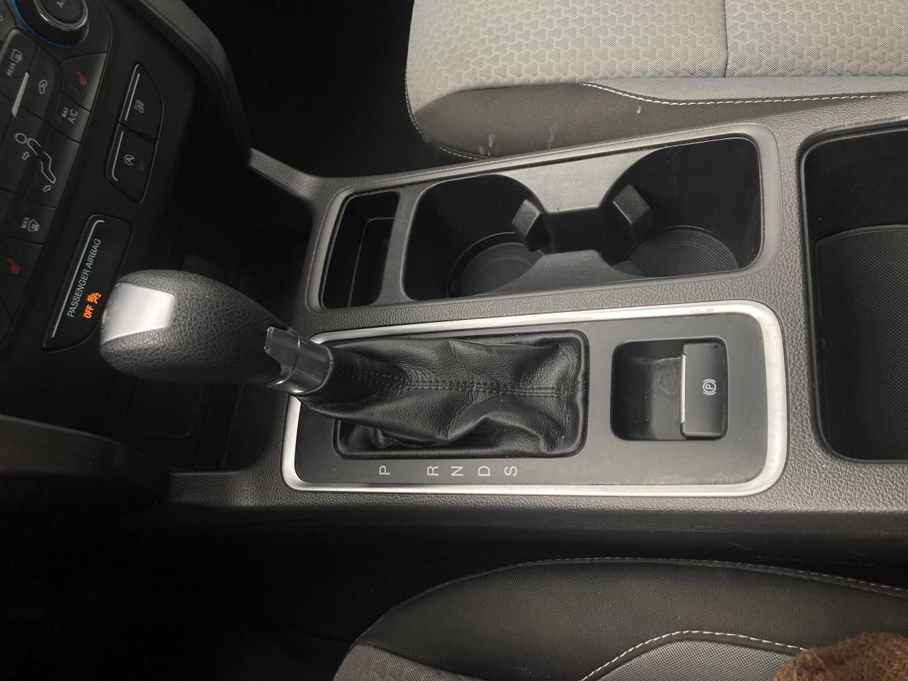 2017 Ford Escape SE - Photo #21