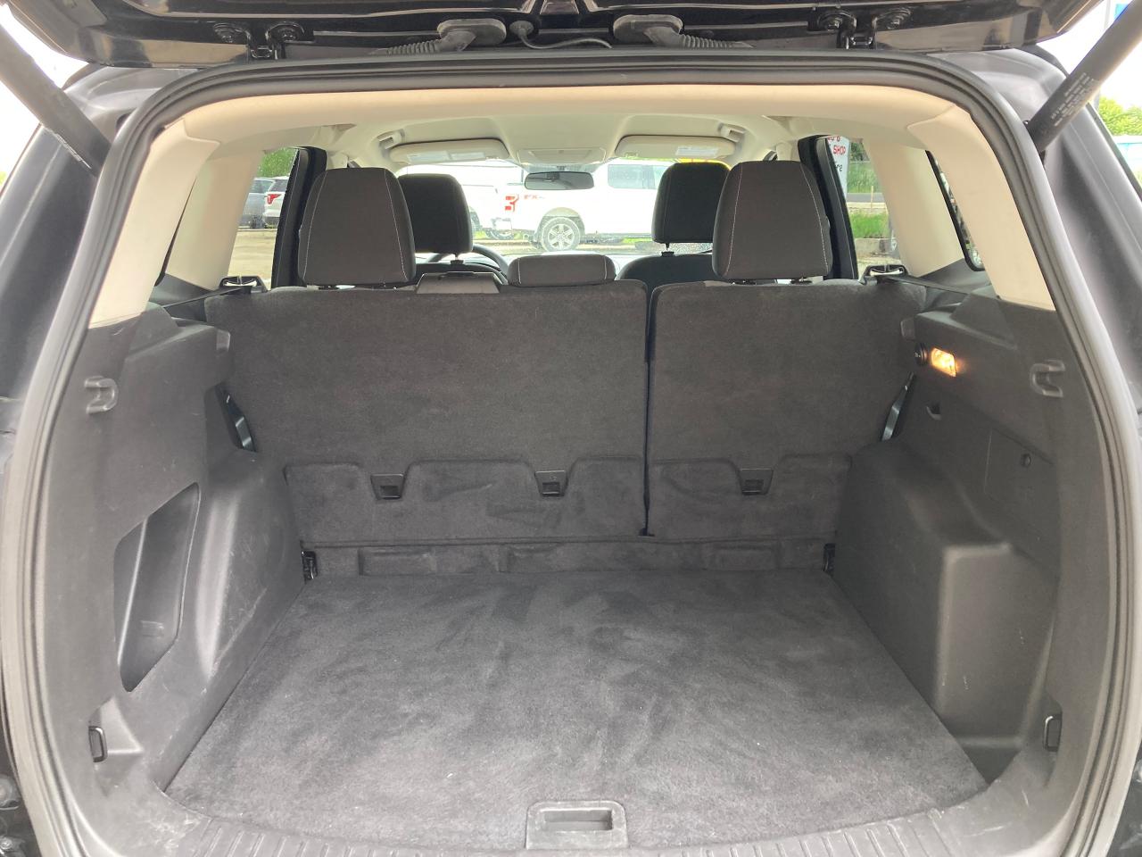 2017 Ford Escape SE - Photo #5