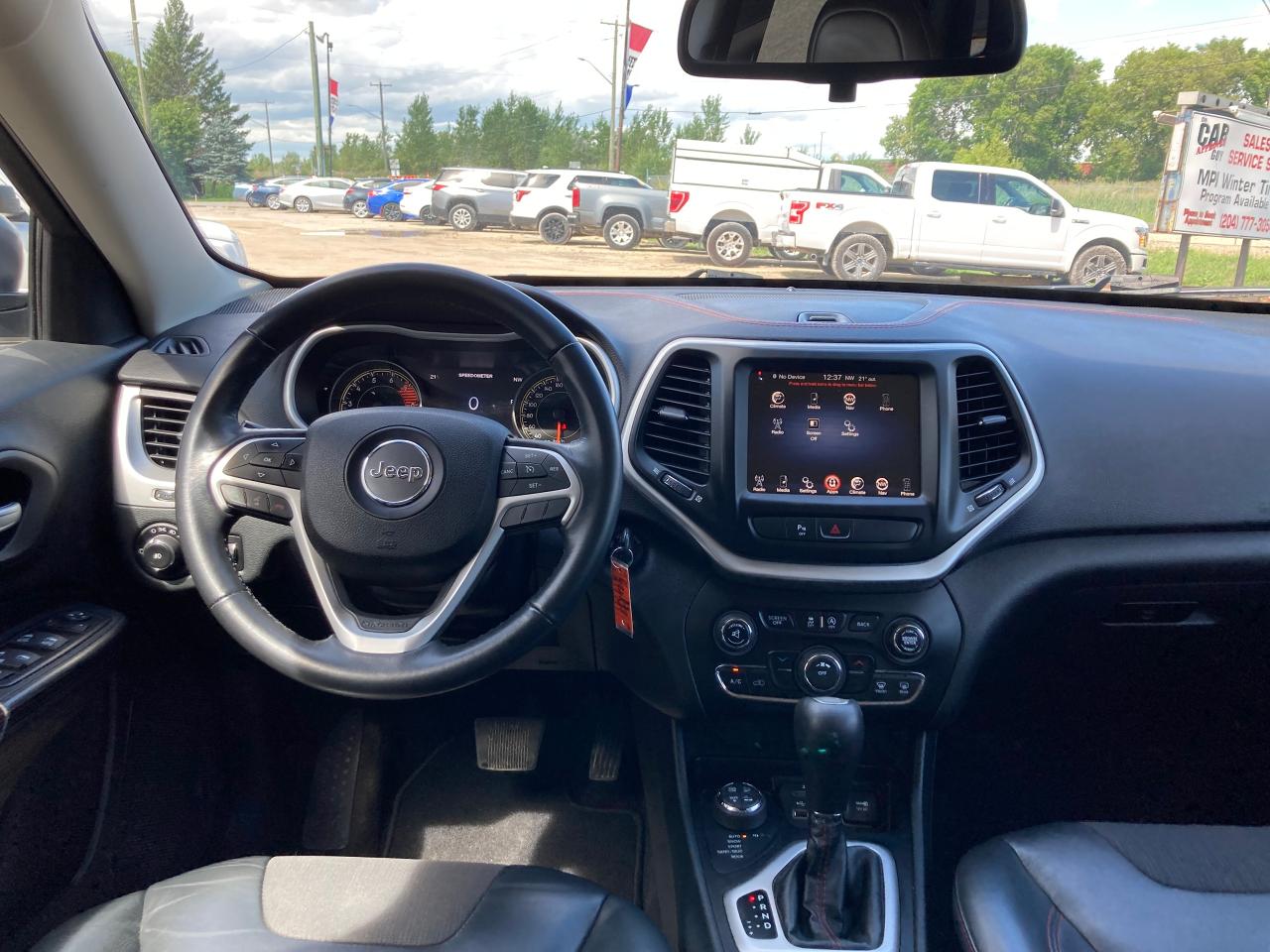 2016 Jeep Cherokee Trailhawk - Photo #8