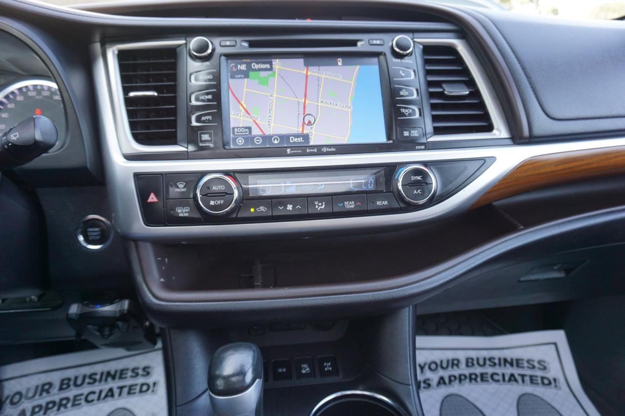 2017 Toyota Highlander V6 LIMITED AWD *ACCIDENT FREE*TOYOTA MAINTAIN* CAMERA NAV BLUETOOTH LEATHER HEATED SEATS PANO ROOF CRUISE ALLOYS - Photo #28