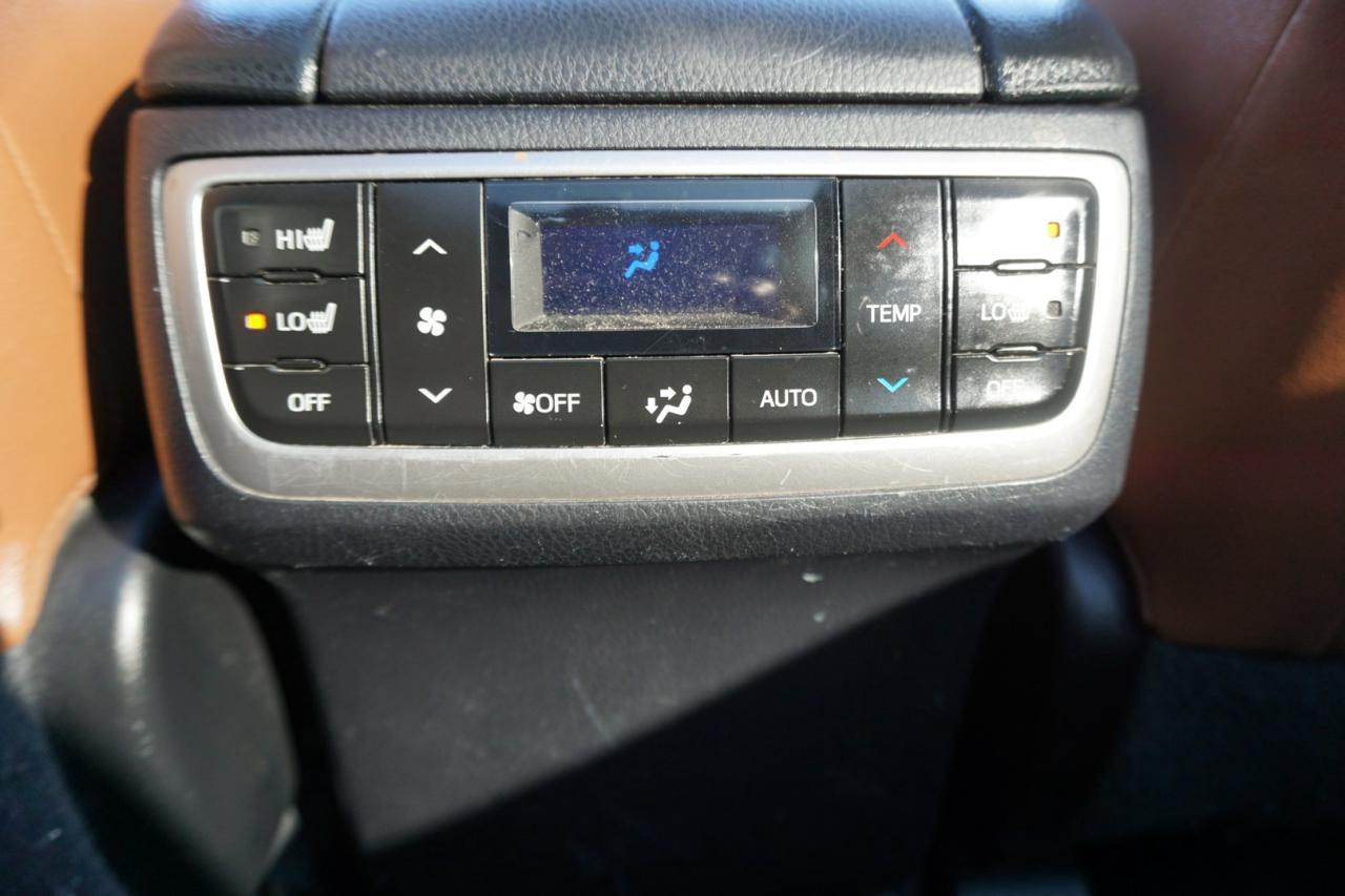 2017 Toyota Highlander V6 LIMITED AWD *ACCIDENT FREE*TOYOTA MAINTAIN* CAMERA NAV BLUETOOTH LEATHER HEATED SEATS PANO ROOF CRUISE ALLOYS - Photo #30