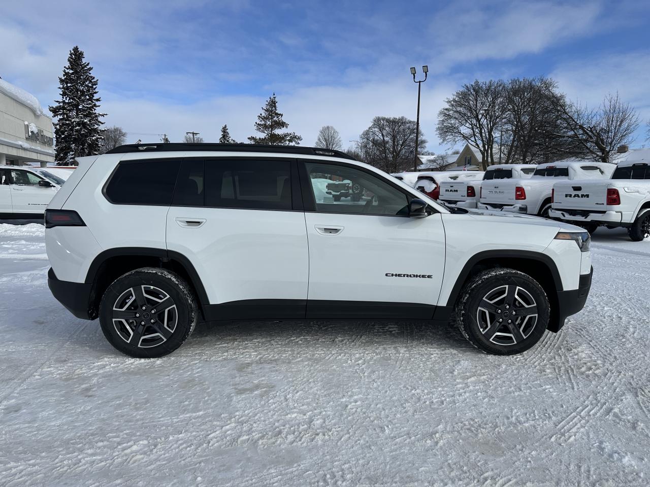 2026 Jeep Cherokee Limited Photo