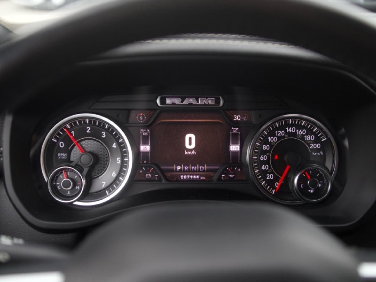 2019 RAM 2500 Laramie  **NIGHT EDITION - SUNROOF** Photo