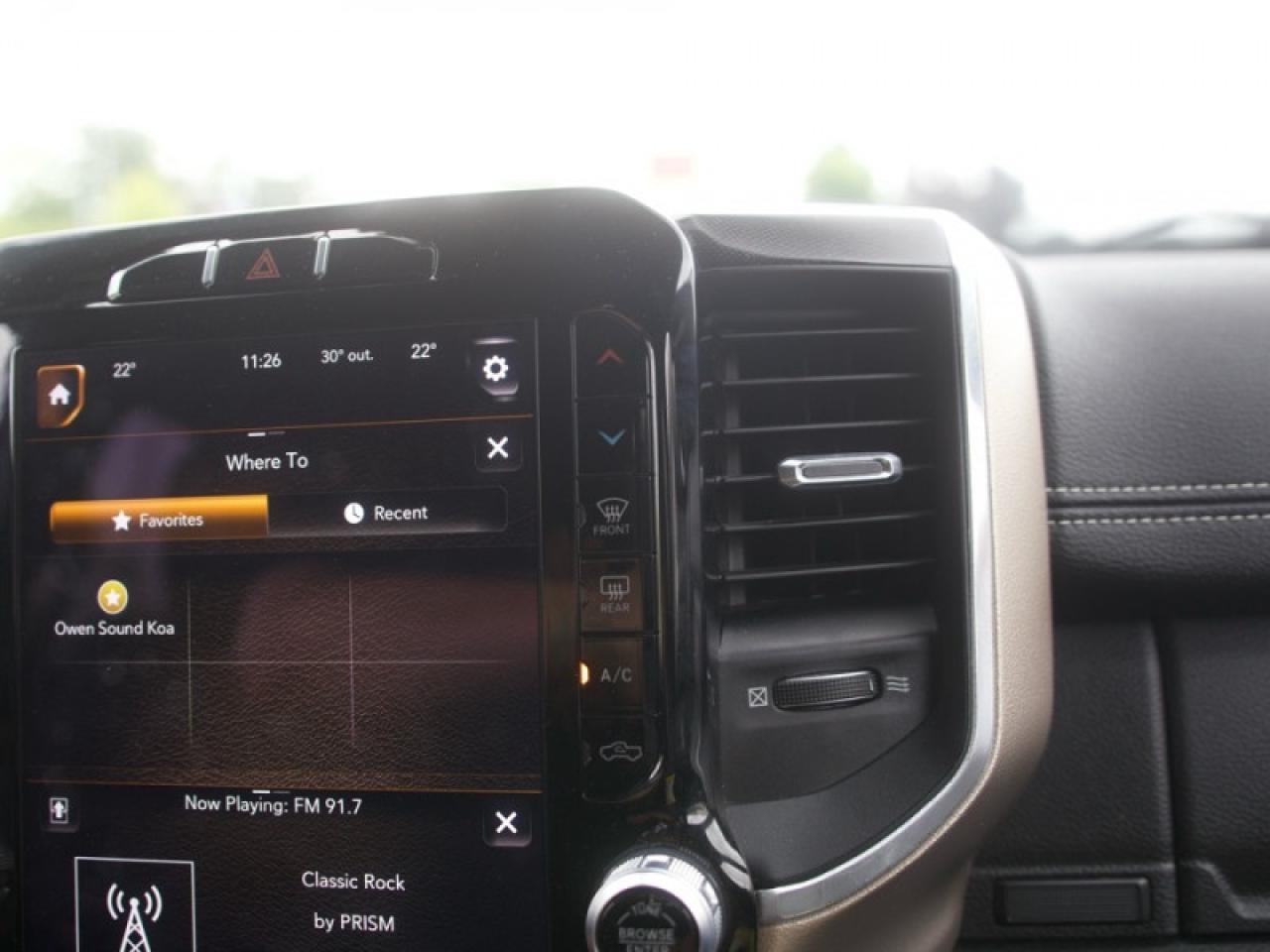 2019 RAM 2500 Laramie  **NIGHT EDITION - SUNROOF** Photo