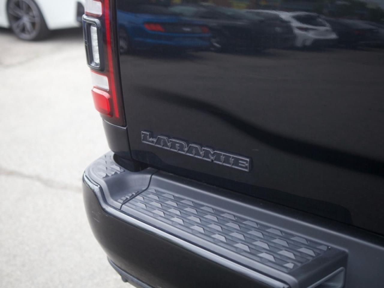 2019 RAM 2500 Laramie  **NIGHT EDITION - SUNROOF** Photo