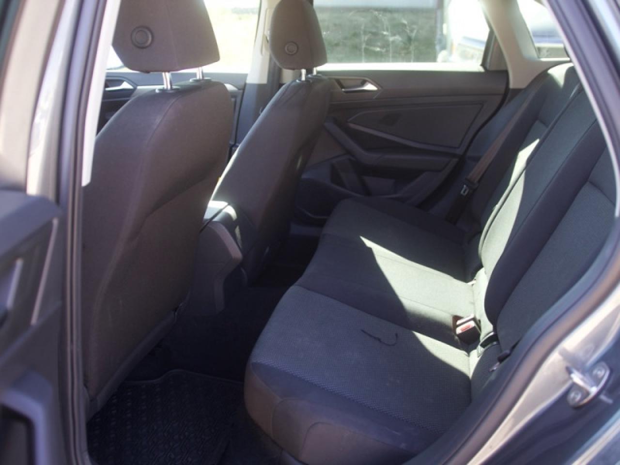 2019 Volkswagen Jetta Comfortline  **LOW MILEAGE** Photo