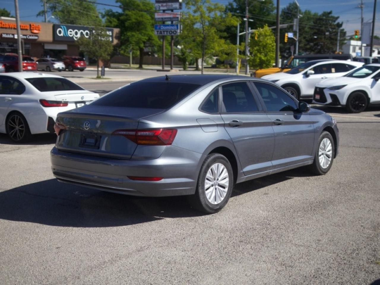 2019 Volkswagen Jetta Comfortline  **LOW MILEAGE** Photo