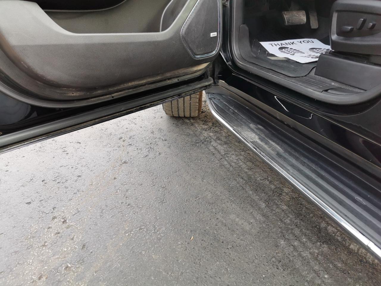 2020 GMC Yukon XL SLE - Photo #13