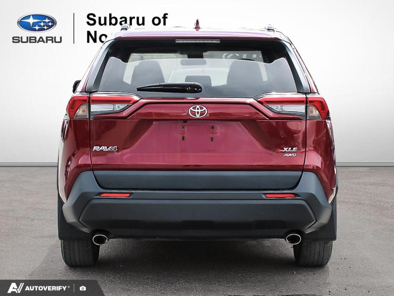 2021 Toyota RAV4 XLE Photo4