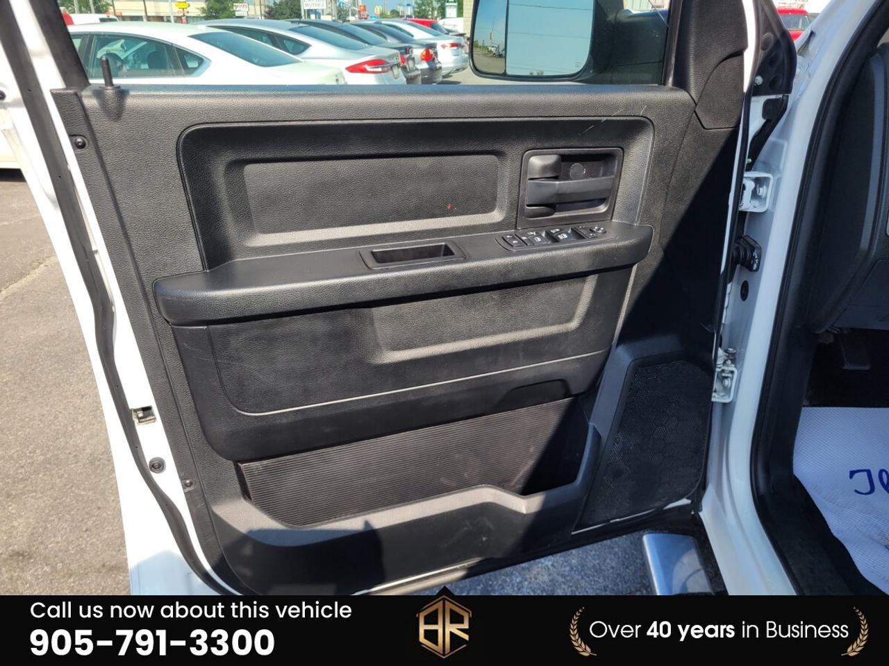 2018 RAM 1500 4WD | Hemi 5.7L | No  Accidents Reported  | with L Photo