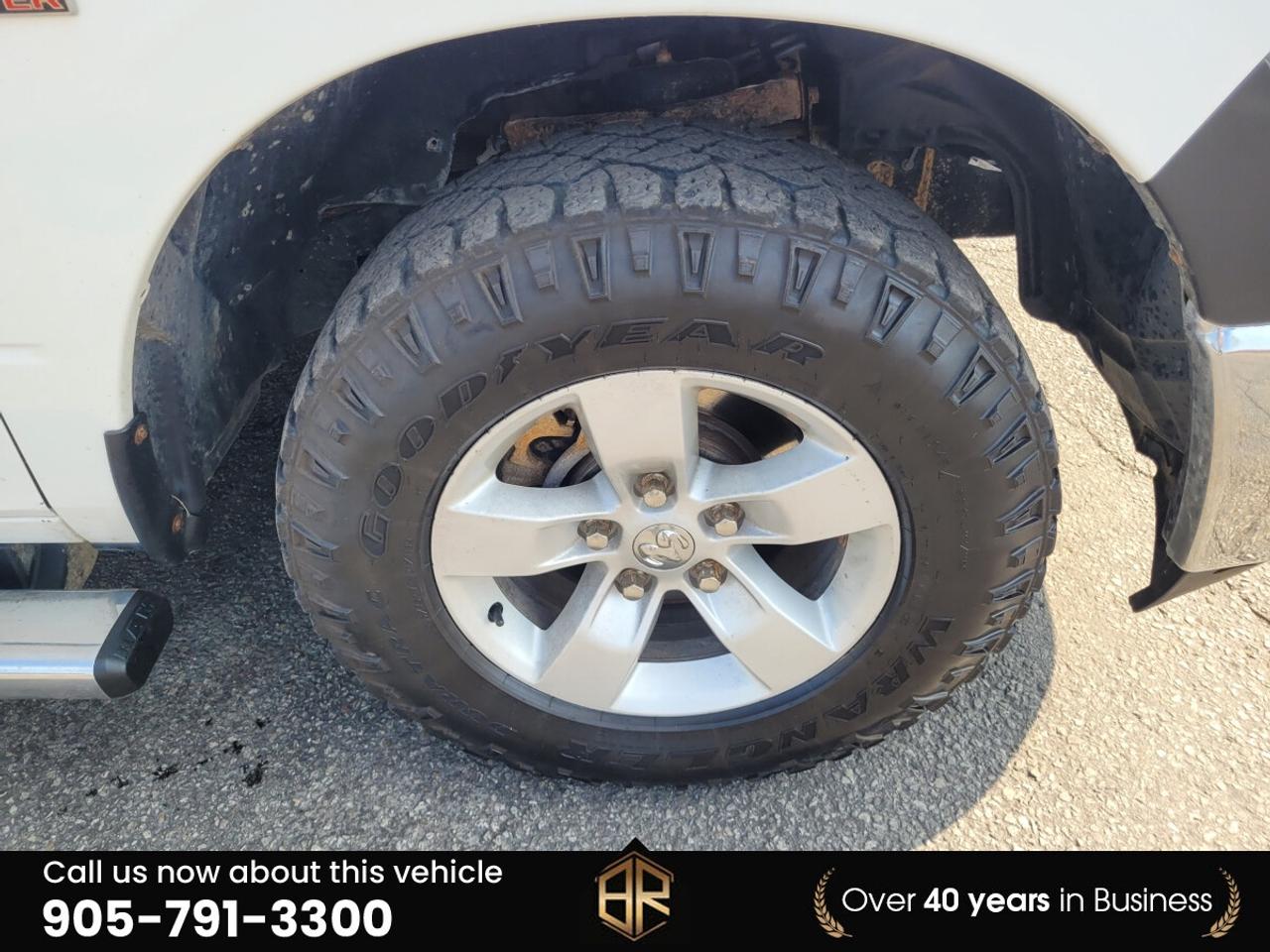 2018 RAM 1500 4WD | Hemi 5.7L | No  Accidents Reported  | with L Photo