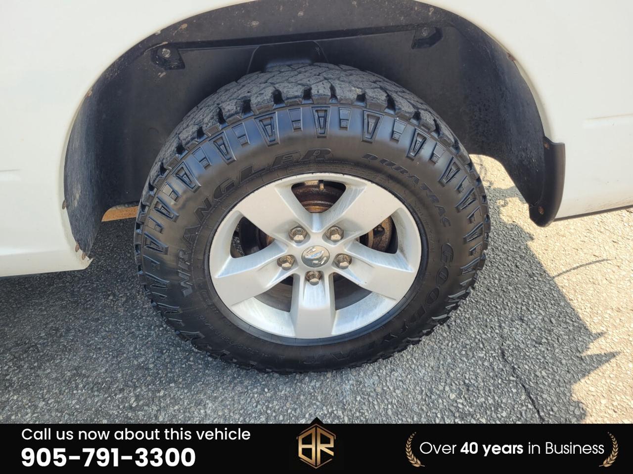 2018 RAM 1500 4WD | Hemi 5.7L | No  Accidents Reported  | with L Photo