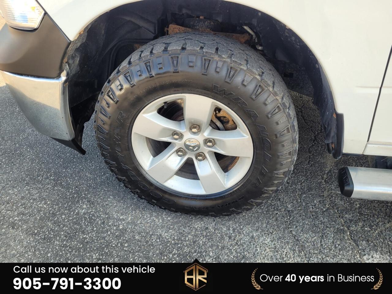 2018 RAM 1500 4WD | Hemi 5.7L | No  Accidents Reported  | with L Photo