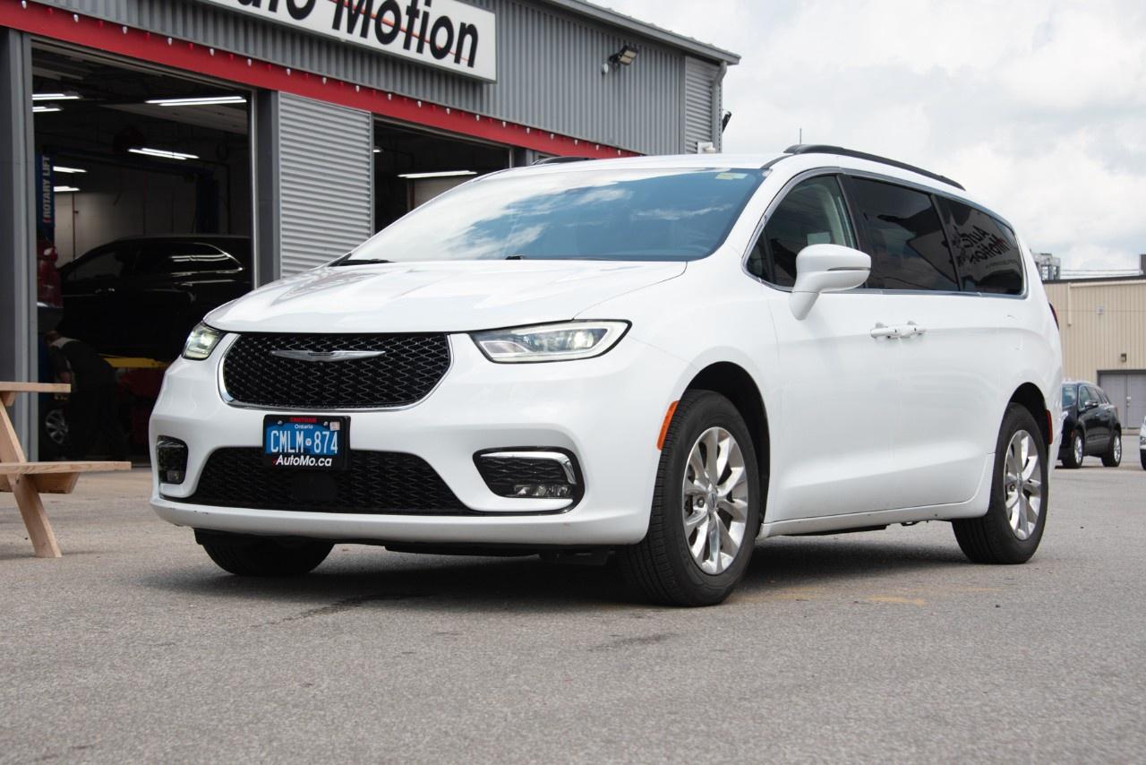Used 2022 Chrysler Pacifica  for sale in Chatham, ON