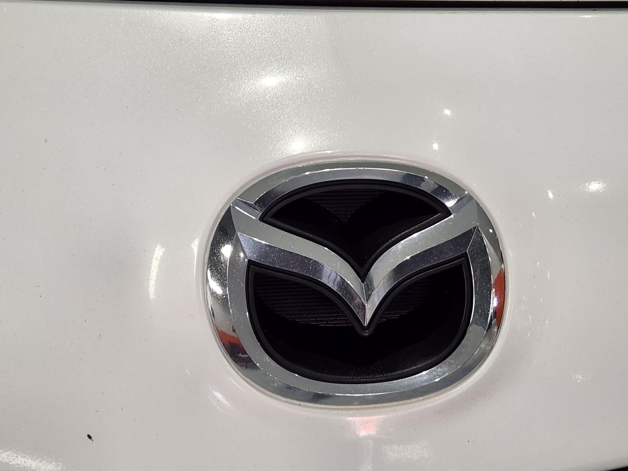 2012 Mazda MAZDA3 GS-SKY Sunroof H-Ted Seats Certified Clean Auto - Photo #6