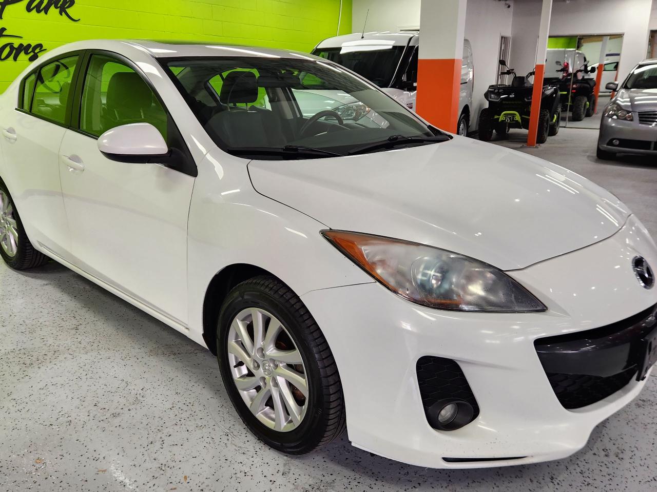 2012 Mazda MAZDA3 GS-SKY Sunroof H-Ted Seats Certified Clean Auto - Photo #24