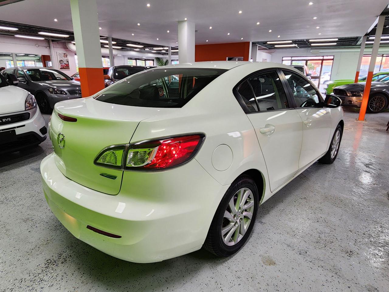 2012 Mazda MAZDA3 GS-SKY Sunroof H-Ted Seats Certified Clean Auto - Photo #34